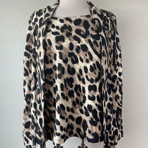 NWT Milano Women’s Top Size Latge